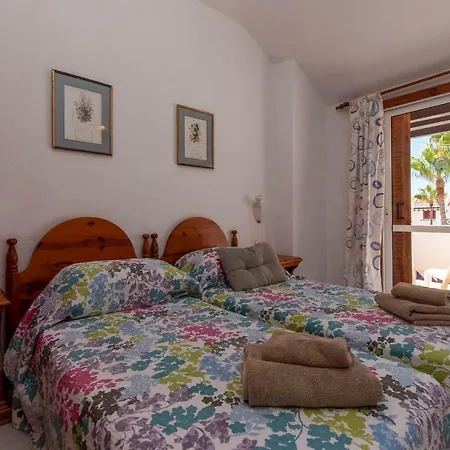 Park Santiago Iii 131 - One Bed Appartement *
